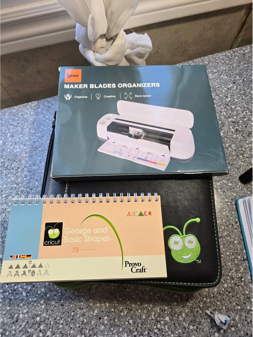 Cricut Accessory Lot: Binder, Maker Organizer, Blades & George Cartridge Set